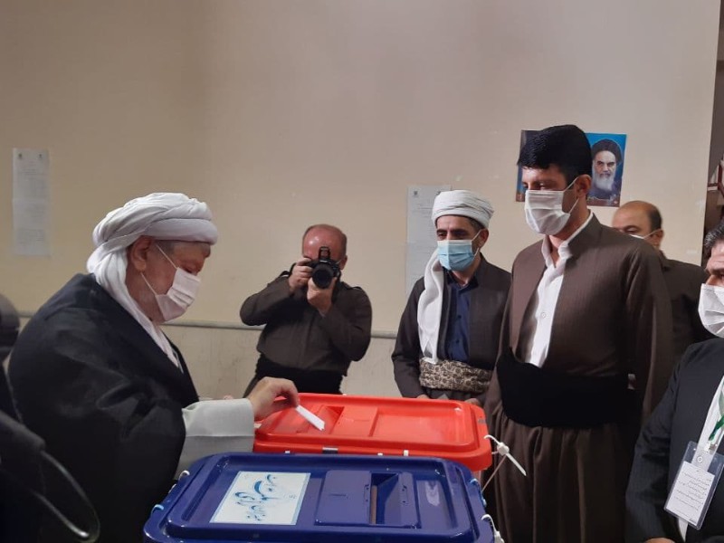 از روز انتخابات و حضور مردم در پای صندوقهای رای در شهرستان پاوه